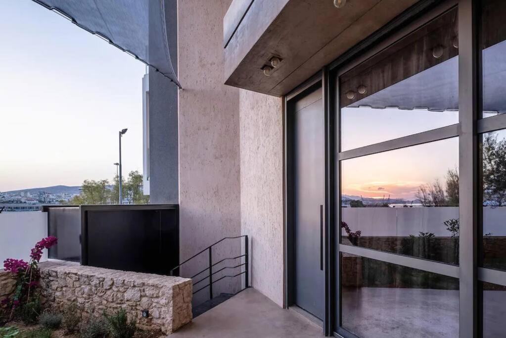 Sea View Garden Suites Piraeus Buitenkant foto