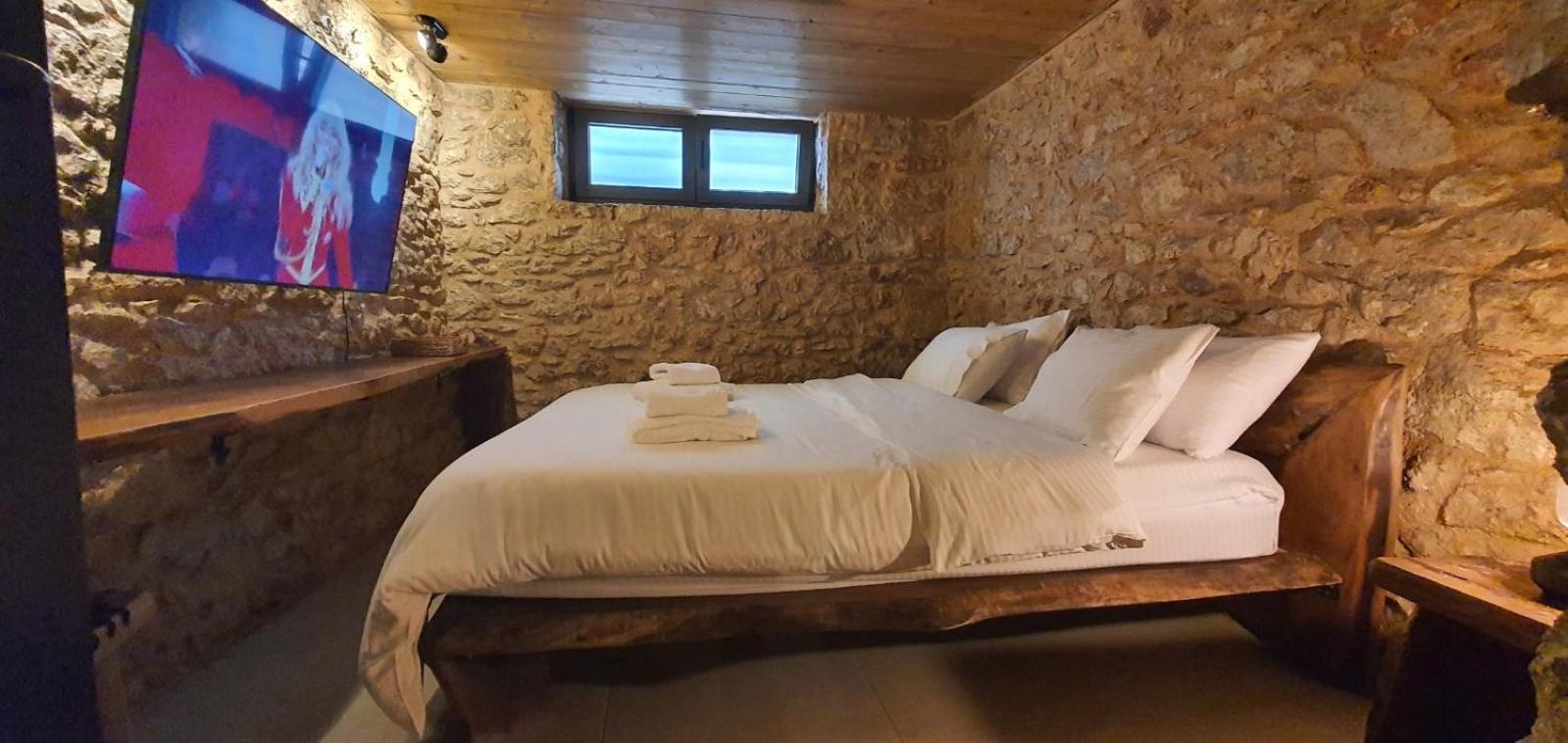 Sea View Garden Suites Piraeus Buitenkant foto