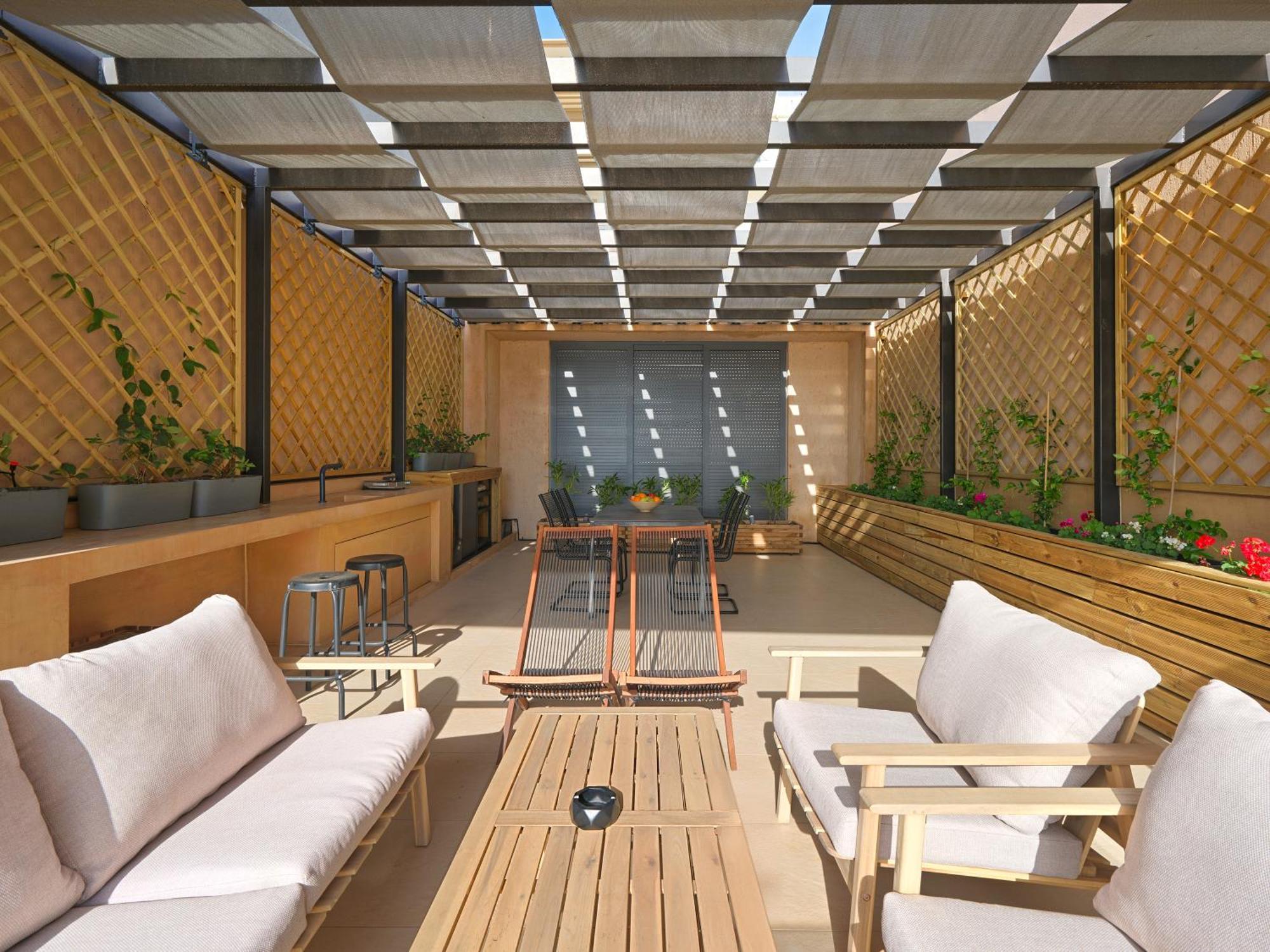 Sea View Garden Suites Piraeus Buitenkant foto